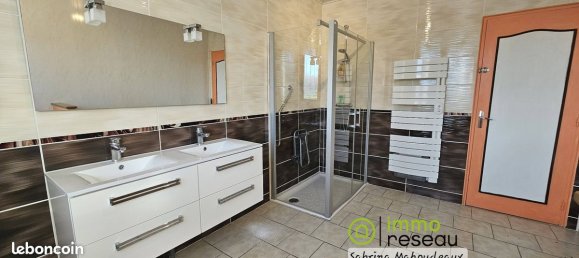 3 bedrooms House in Parfondeval, France No. 45563 6