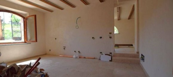 7 rooms House in San Gimignano, Italy No. 88627 6
