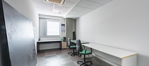 423m² Office in Trezzano sul Naviglio, Italy No. 13202 8