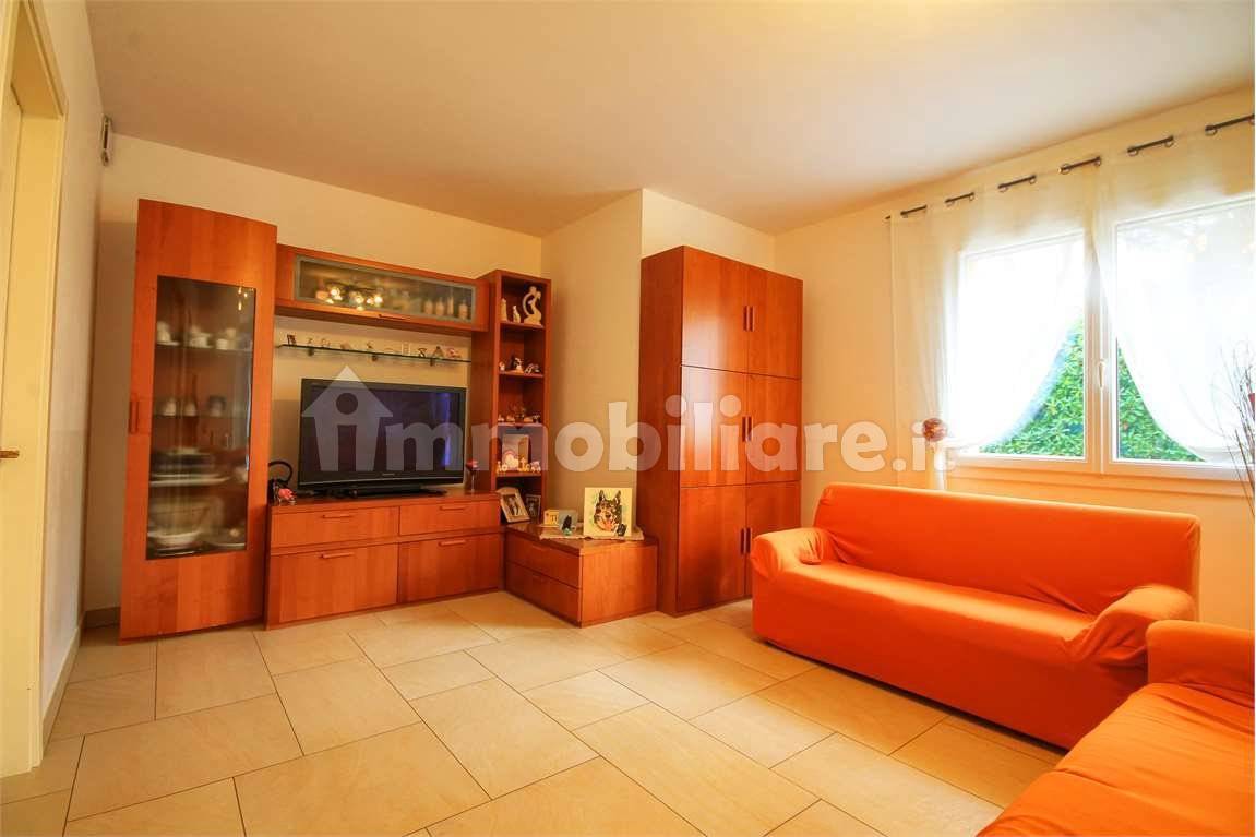 Casa de 4 dormitorios en Montemarciano, Italy No. 258233