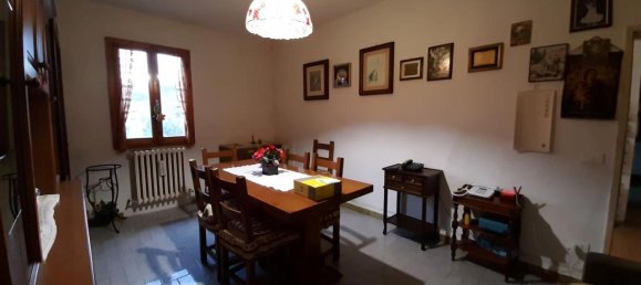 4-salle Appartement à Bucine, Italy No. 234225 8