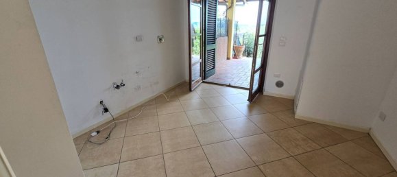 5-Zimmer Wohnung in Castelfranco Piandiscò, Italy, Nr. 281588 5