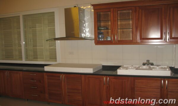 Villa de 5 dormitorios en Cau Giay, Vietnam No. 7194