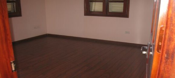 Villa de 5 dormitorios en Cau Giay, Vietnam No. 7194 5