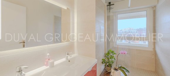 Apartamento de 3 dormitorios en La Garenne-Colombes, France No. 132782 8