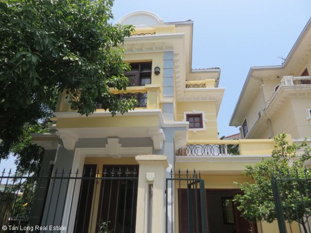 4 bedrooms Villa in Tay Ho, Vietnam No. 1419
