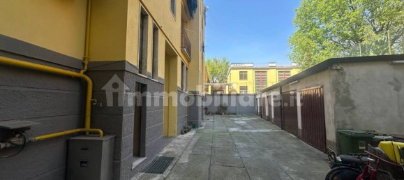 Коммерческая недвижимость с 5 комнатами в Милан, Италия № 249380 19