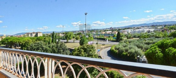 5 bedrooms Apartment in Florence, Italy No. 335752 13