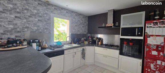 4 Schlafzimmer Haus in Deux-Sevres, France, Nr. 314850 5