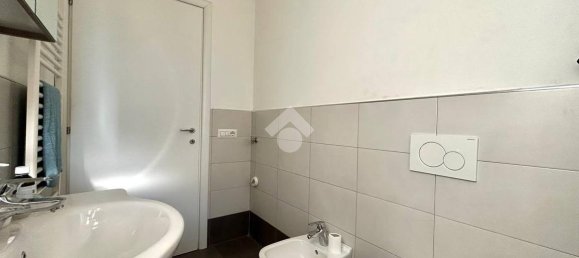 3 rooms Apartment in Sovere, Italy No. 6004 10