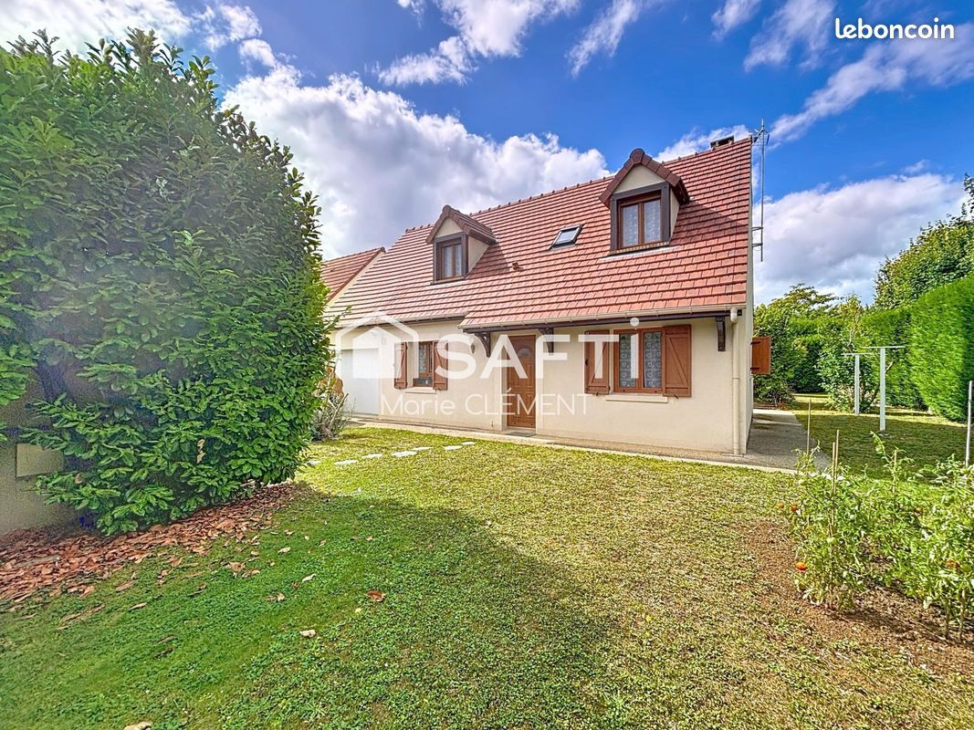 Casa T4 em Pontault-Combault, France N.º 325423