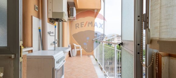 2 bedrooms Apartment in Palermo, Italy No. 83414 18