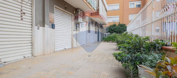 2 bedrooms Apartment in Palermo, Italy No. 83414 2