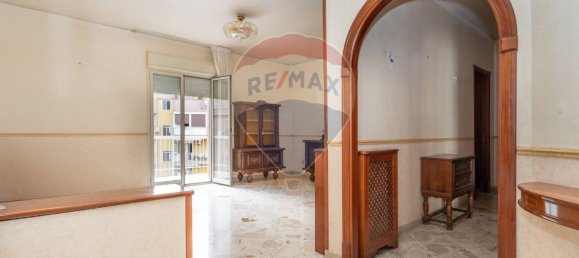 2 bedrooms Apartment in Palermo, Italy No. 83414 7