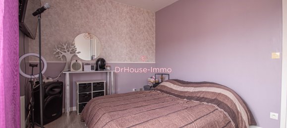 2 chambres Appartement à Limay, France No. 147403 9