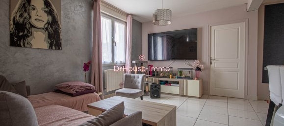 2 chambres Appartement à Limay, France No. 147403 3