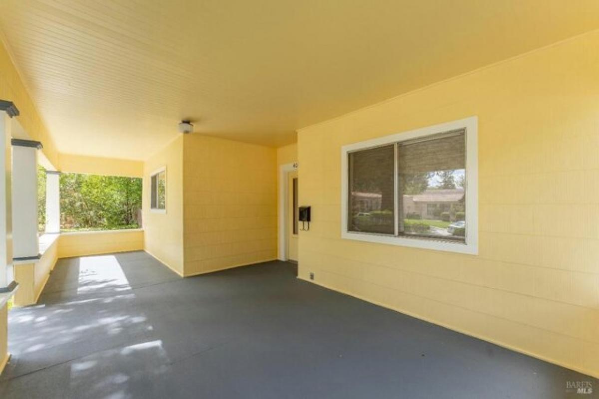 Дом с 3 спальнями в Юкия, США № 376588