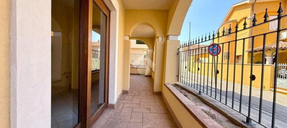 Apartamento de 2 habitaciónes en Olbia, Italy No. 301167 5