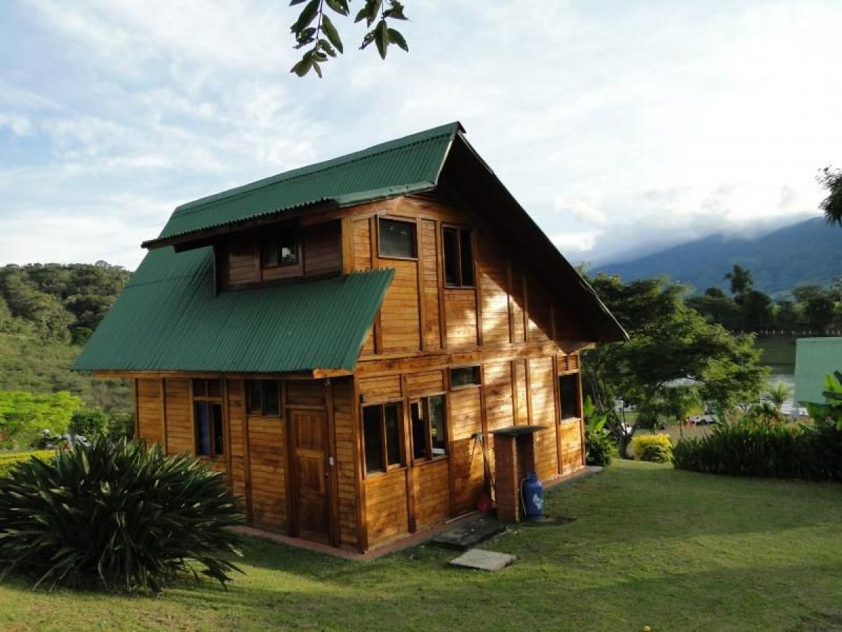 3 bedrooms House in Valle del Cauca, Colombia No. 4222