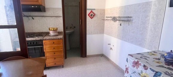 Квартира с 4 комнатами в Багерия, Италия № 257738 5