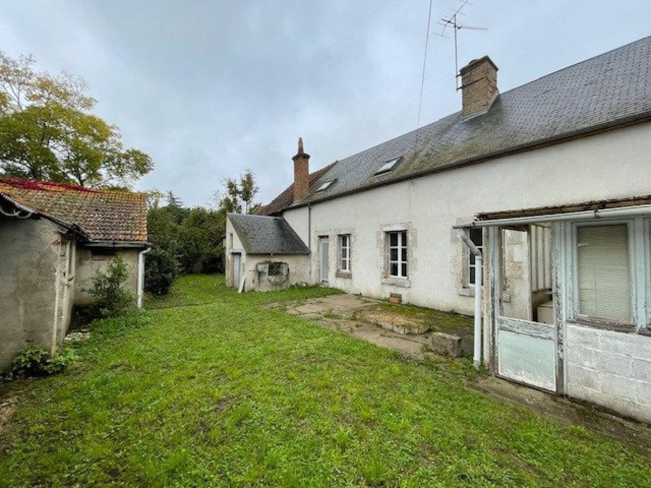 Casa T3 em Clery-Saint-Andre, France N.º 160974