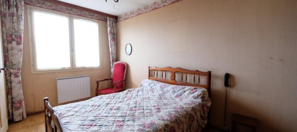 Casa de 2 dormitorios en Saint-Etienne, France No. 272866 4