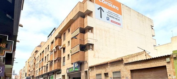 3 bedrooms Apartment in Torrevieja, Spain No. 174674 2