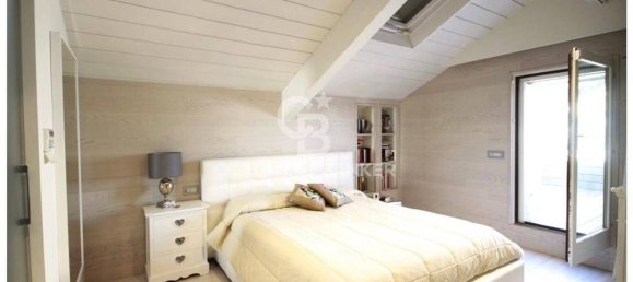 5 rooms Villa in Riccione, Italy No. 106034 9