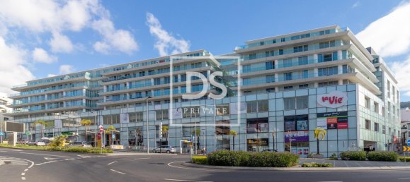 3 bedrooms Apartment in Funchal, Portugal No. 159868 2