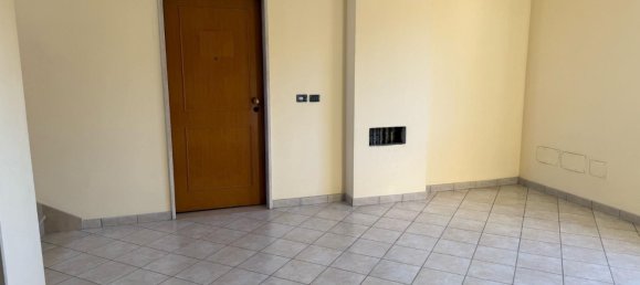 120m² Office in Orta di Atella, Italy No. 57775 11