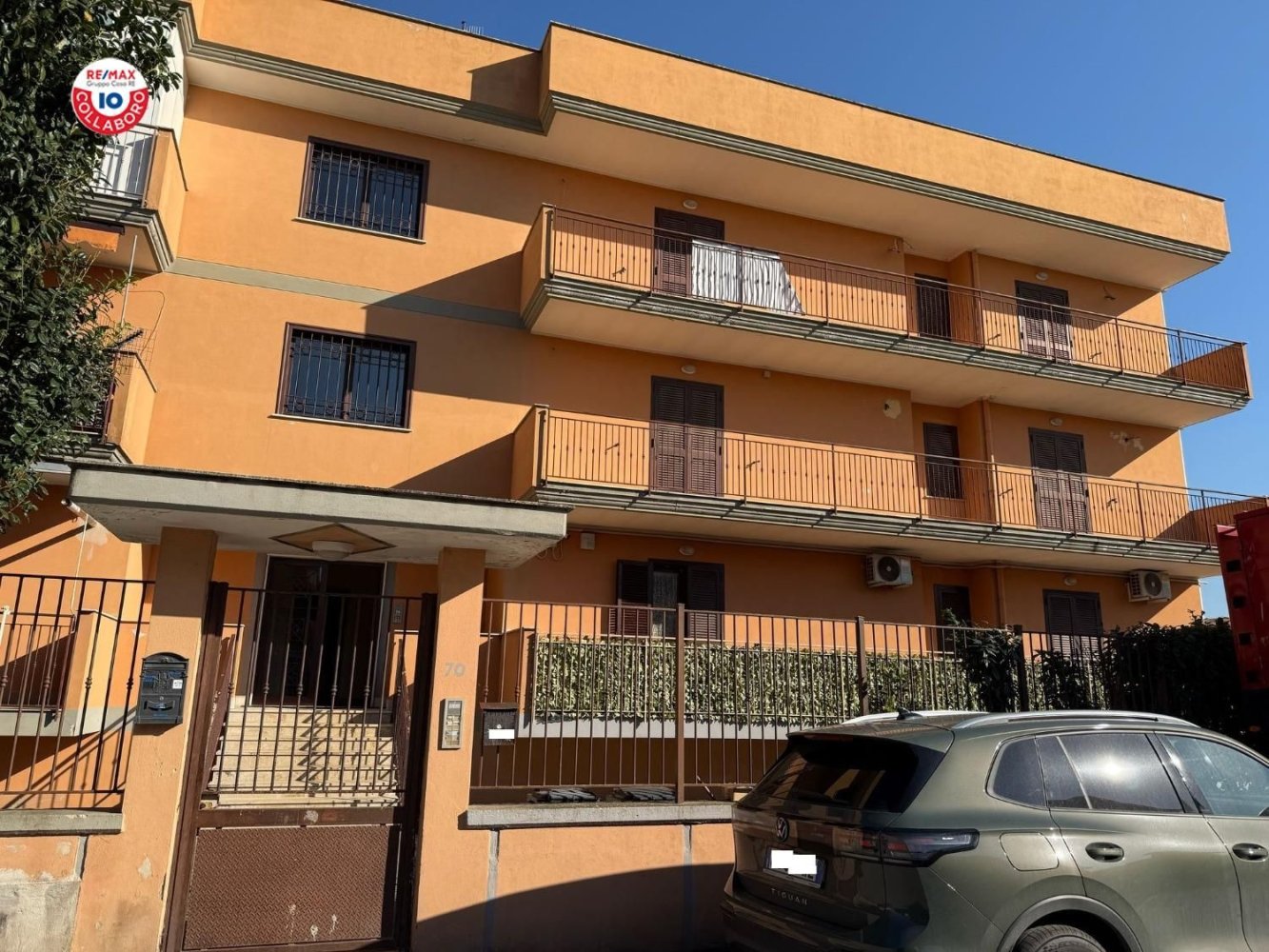 120m² Office in Orta di Atella, Italy No. 57775