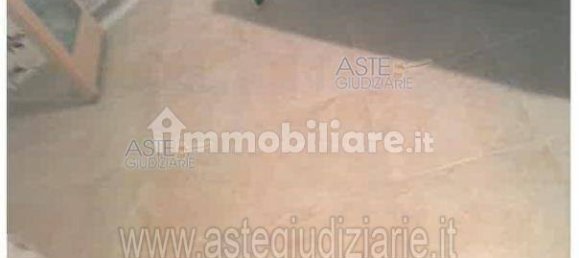 4-salle Appartement à Roseto degli Abruzzi, Italy No. 98293 3