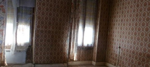 2 bedrooms House in Brienon-sur-Armancon, France No. 358411 4