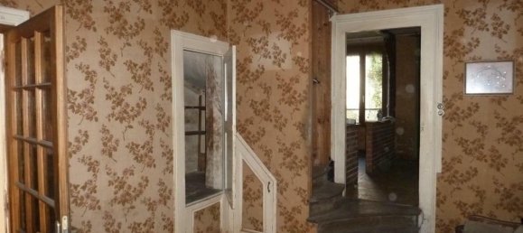 2 bedrooms House in Brienon-sur-Armancon, France No. 358411 2