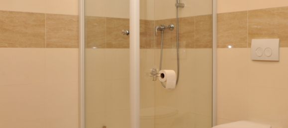 Дом с 7 комнатами в Ротталь-Инн, Германия № 289008 9