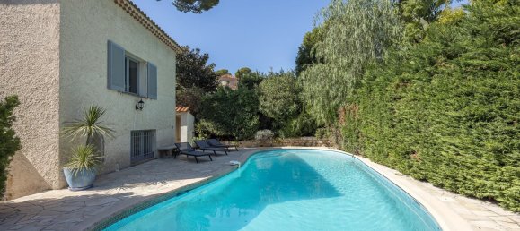 3 bedrooms Villa in Antibes, France No. 1948 9