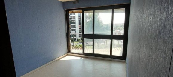 3-Zimmer Wohnung in Grigny, France, Nr. 334498 3