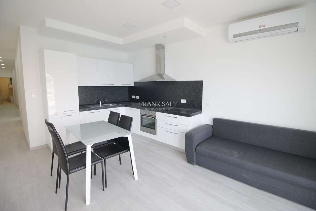 2 bedrooms Apartment in Saint Julian's, Malta No. 9254