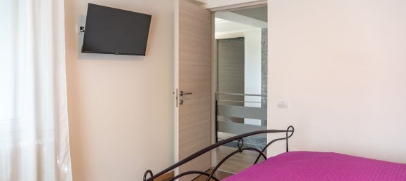 6 Schlafzimmer Haus in Tambre, Italy, Nr. 327371 17