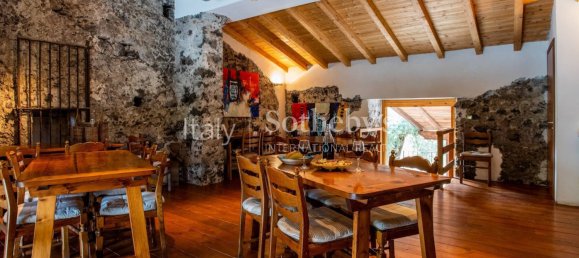 16 bedrooms Castles in Castiglione di Sicilia, Italy No. 83793 10