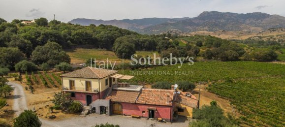 16 bedrooms Castles in Castiglione di Sicilia, Italy No. 83793 5