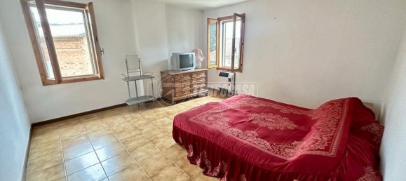 4 rooms House in Prignano sulla Secchia, Italy No. 80183 3