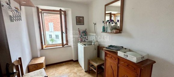 4 rooms House in Prignano sulla Secchia, Italy No. 80183 13