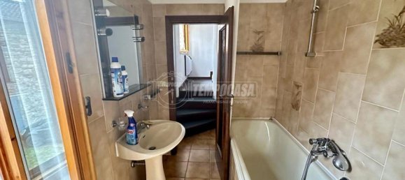 4 rooms House in Prignano sulla Secchia, Italy No. 80183 14