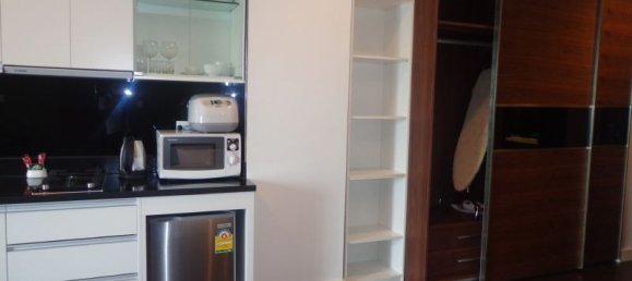 Studio in Ba Dinh, Vietnam No. 4693 6