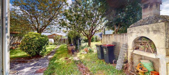 3 bedrooms House in Baron, France No. 111497 5