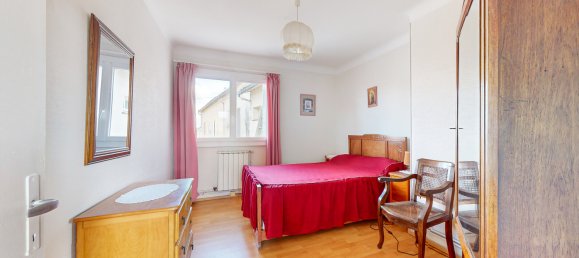 3 bedrooms House in Baron, France No. 111497 12