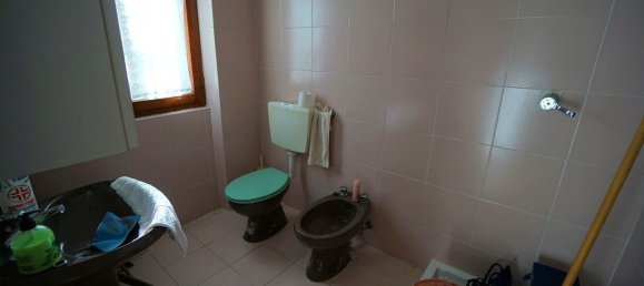 6 rooms House in Valdilana, Italy No. 109502 12