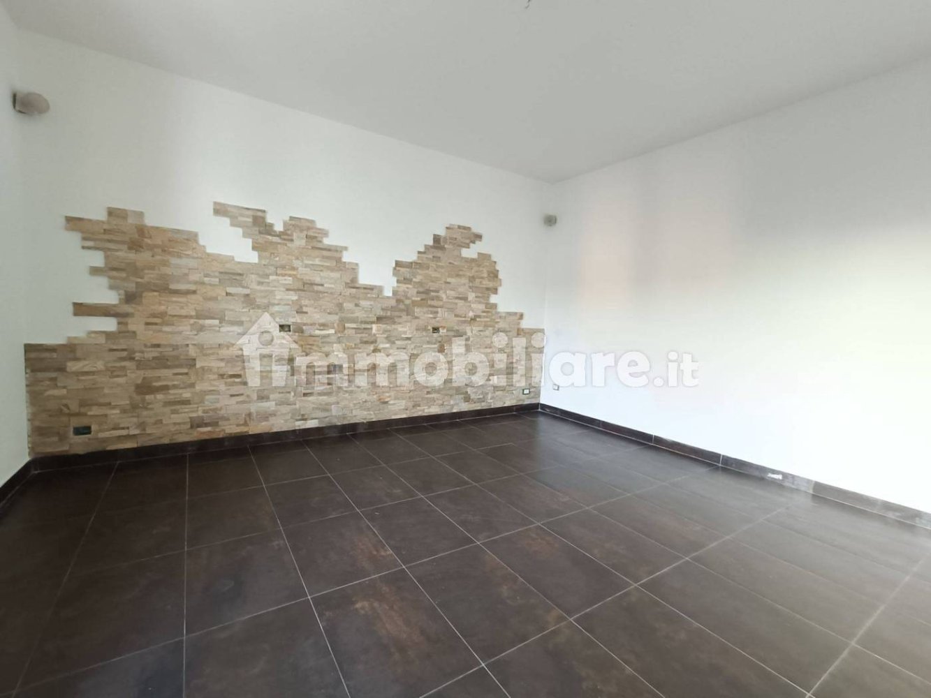 2 bedrooms Villa in Cavarzere, Italy No. 255567