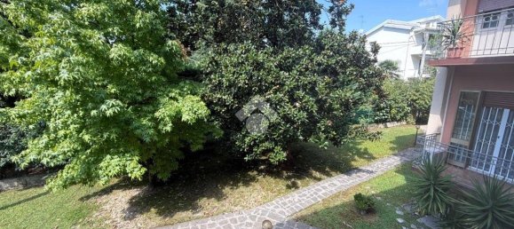 3 bedrooms Apartment in Padua, Italy No. 370240 14